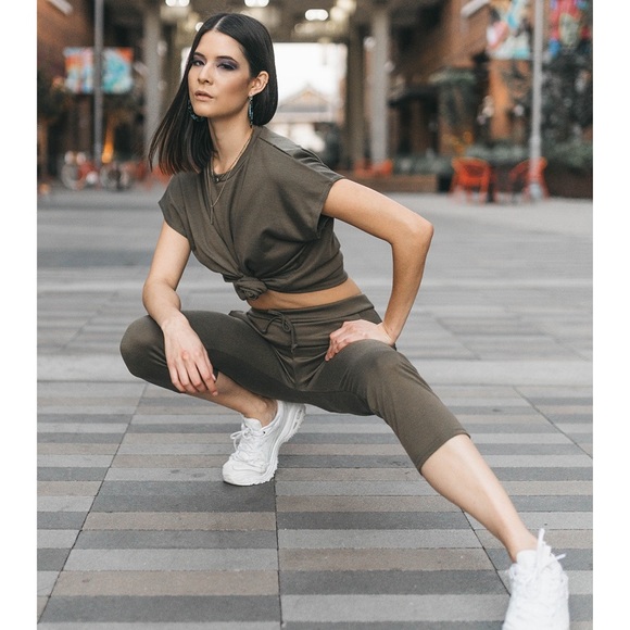 Meet your Posher, Jaenna marie - Picture 3 of 6